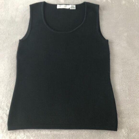 BLACK DESIGNER SCOOP NECKLINE  SLEEVELESS TOP - Picture 2 of 7
